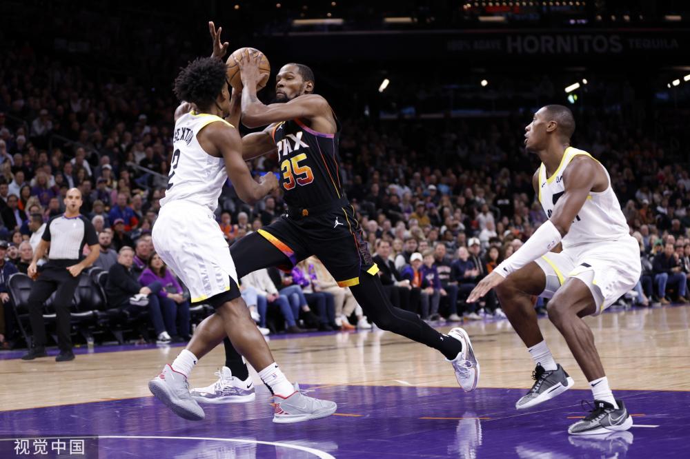 在防守端 在防守端