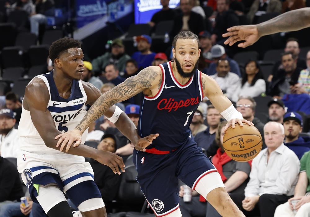 的实践与坚 的实践与坚